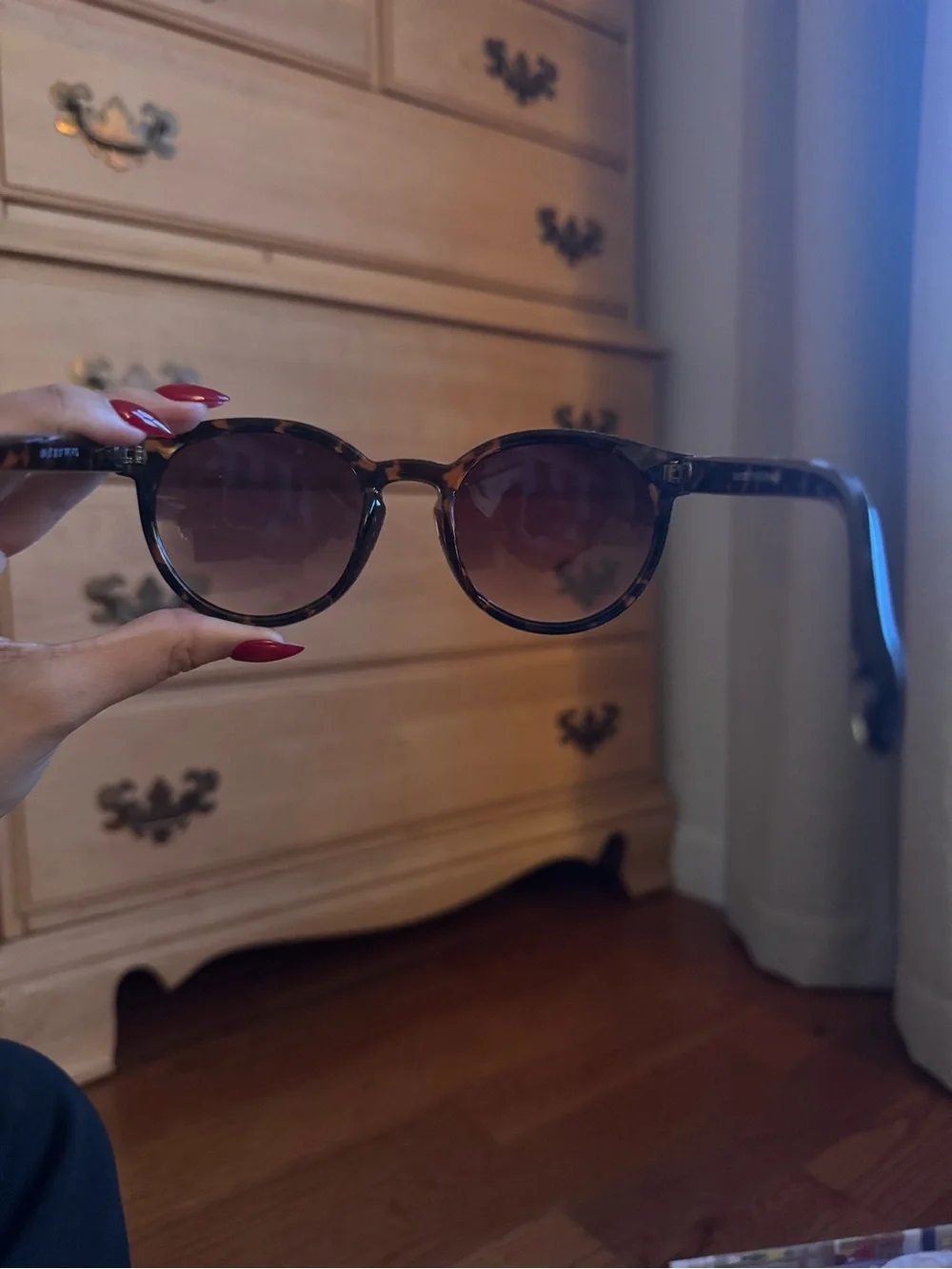 Women’s Tortoiseshell Round Sunglasses - Brown
